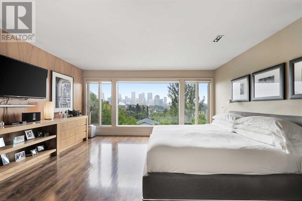 Property at 26 29 Avenue SW image 1