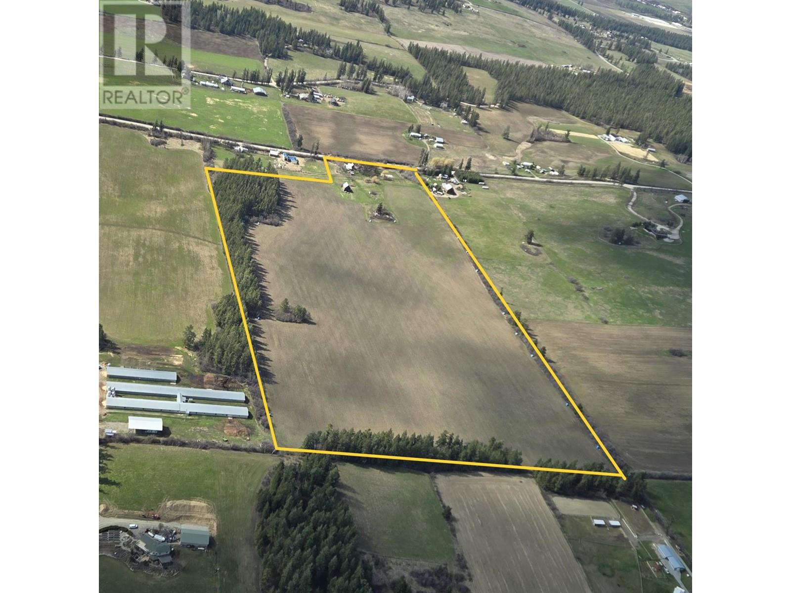 4462 Salmon River Road, Spallumcheen, British Columbia