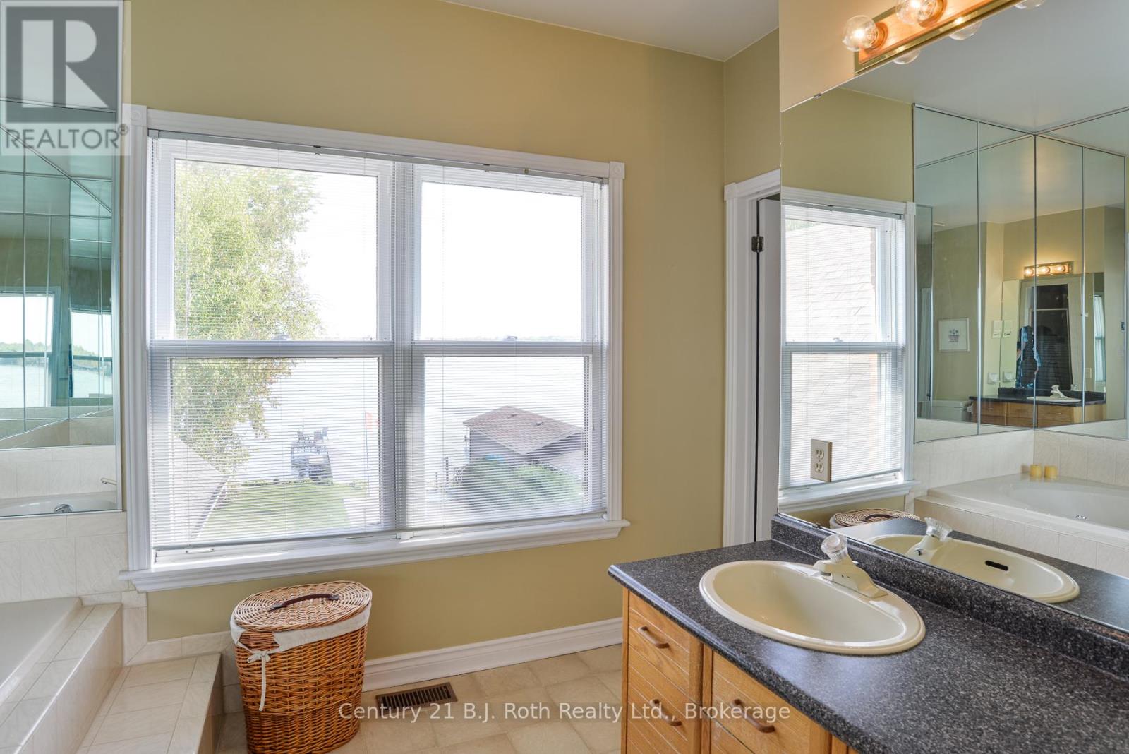 624 High Street, Orillia, Ontario  L3V 6Y8 - Photo 27 - S12023475