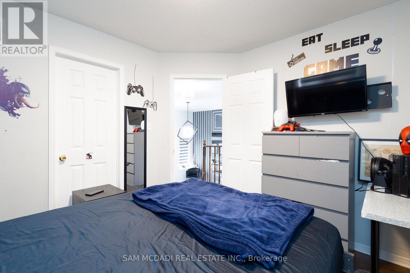 12 Homeview Road, Brampton, Ontario  L6P 2L9 - Photo 21 - W12082366