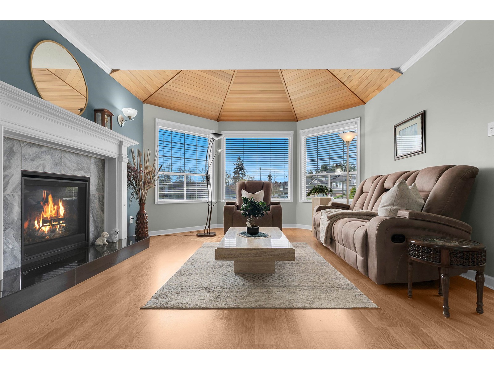 Property at 19103 SUNDALE CLOSE image 5