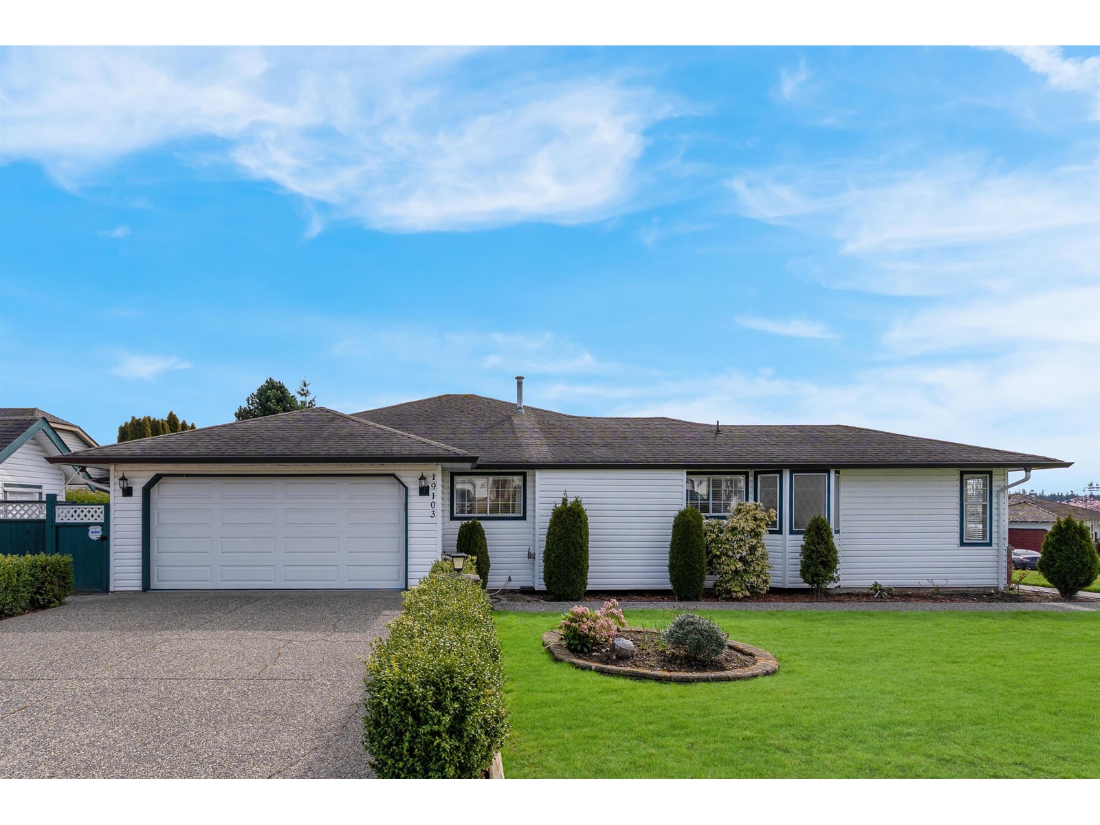Property at 19103 SUNDALE CLOSE image 3