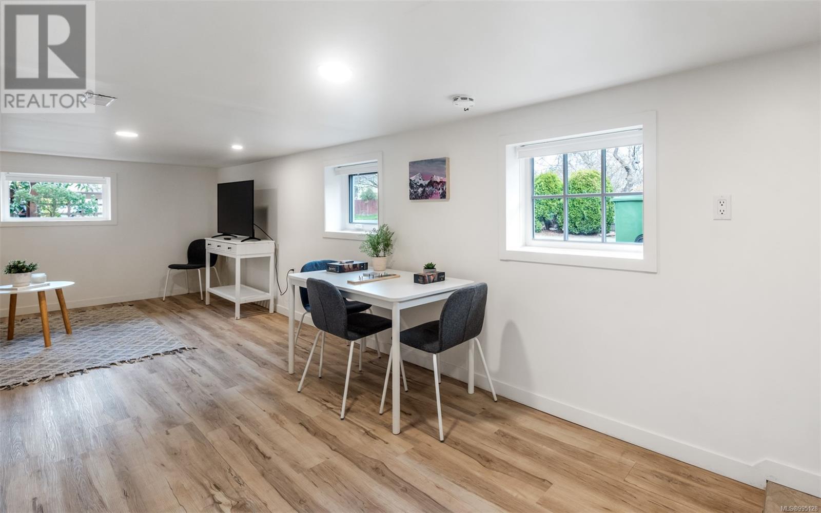 1425 Bay St, Victoria, British Columbia  V8R 1A6 - Photo 23 - 995128