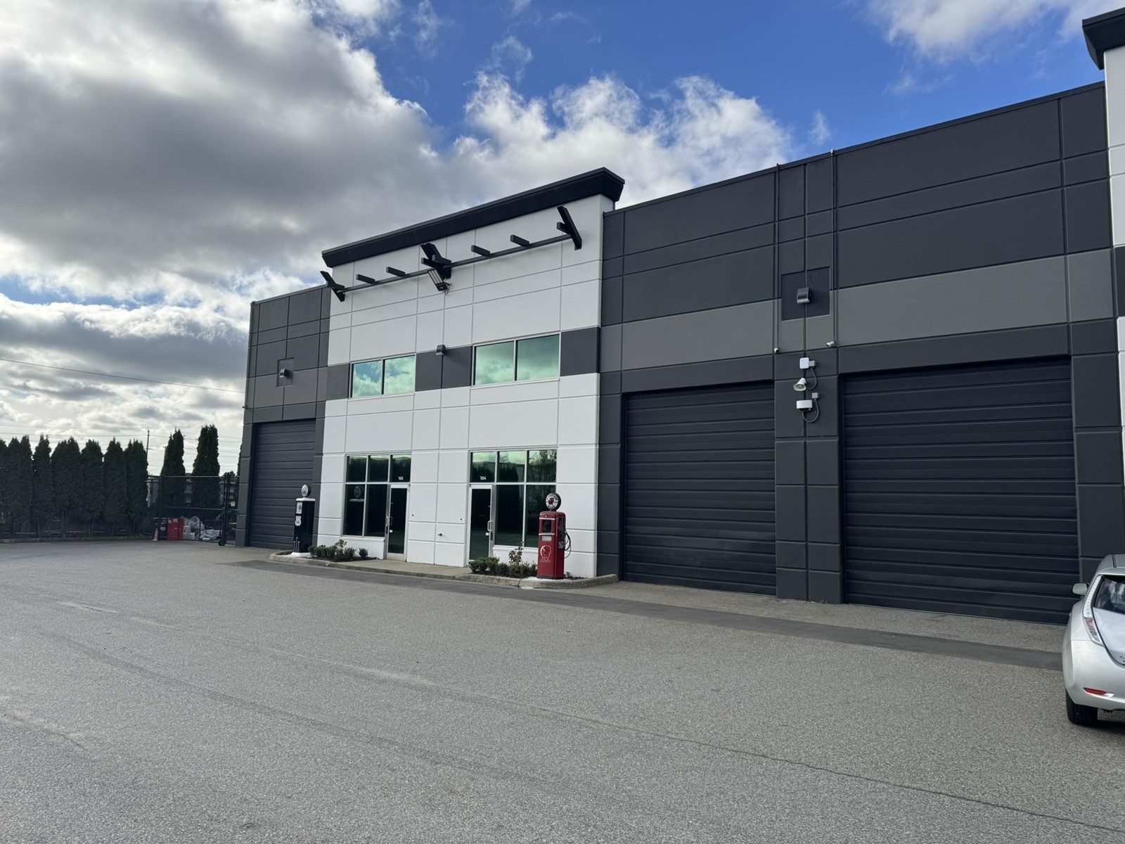 104 18446 53 AVENUE, surrey, British Columbia