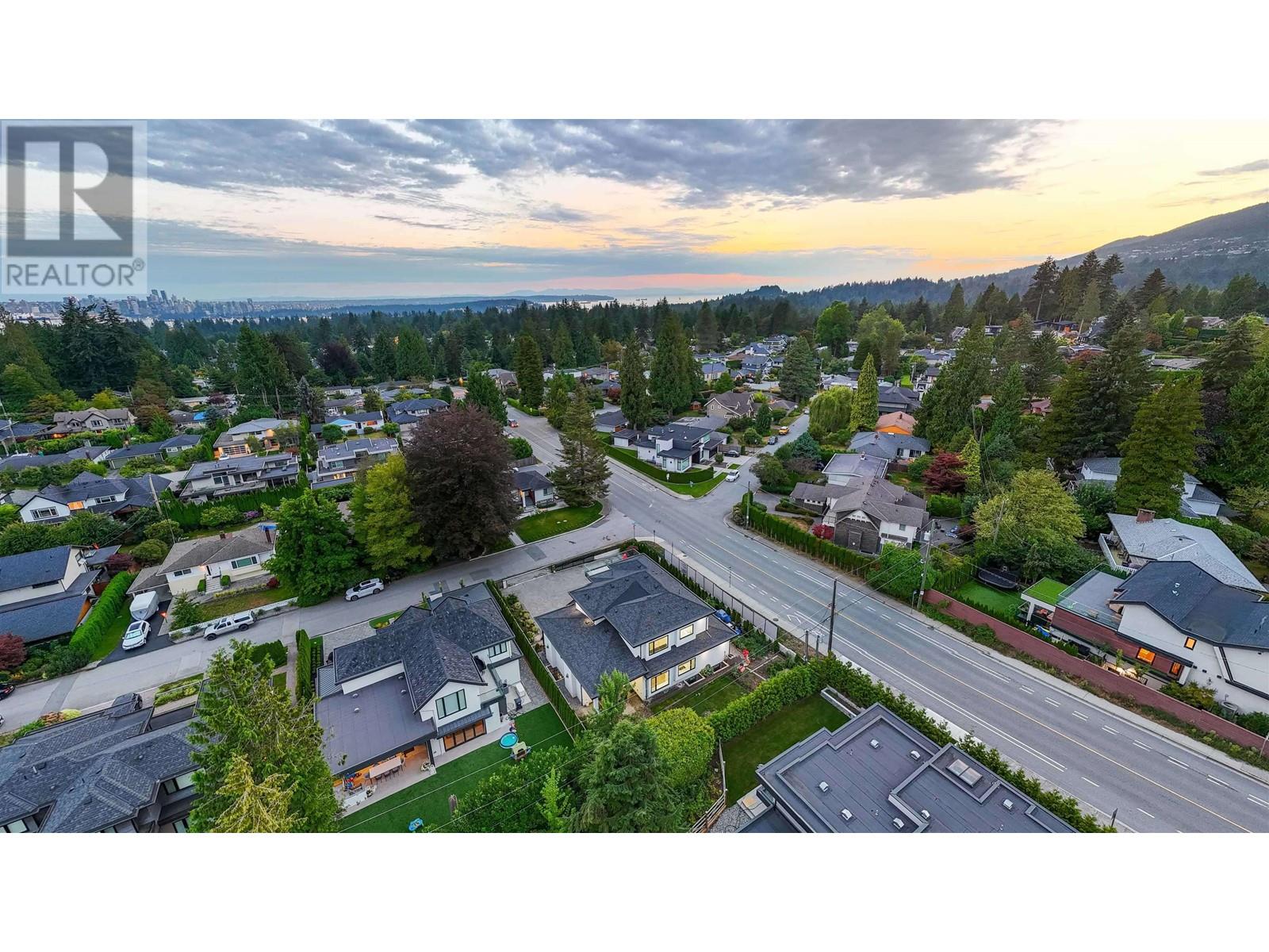 3560 Highland Boulevard, North Vancouver, British Columbia  V7R 2Y6 - Photo 31 - R2959899