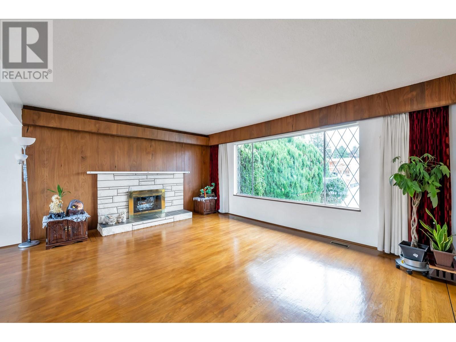 1831 Grover Avenue, Coquitlam, British Columbia  V3J 3G7 - Photo 10 - R2990030