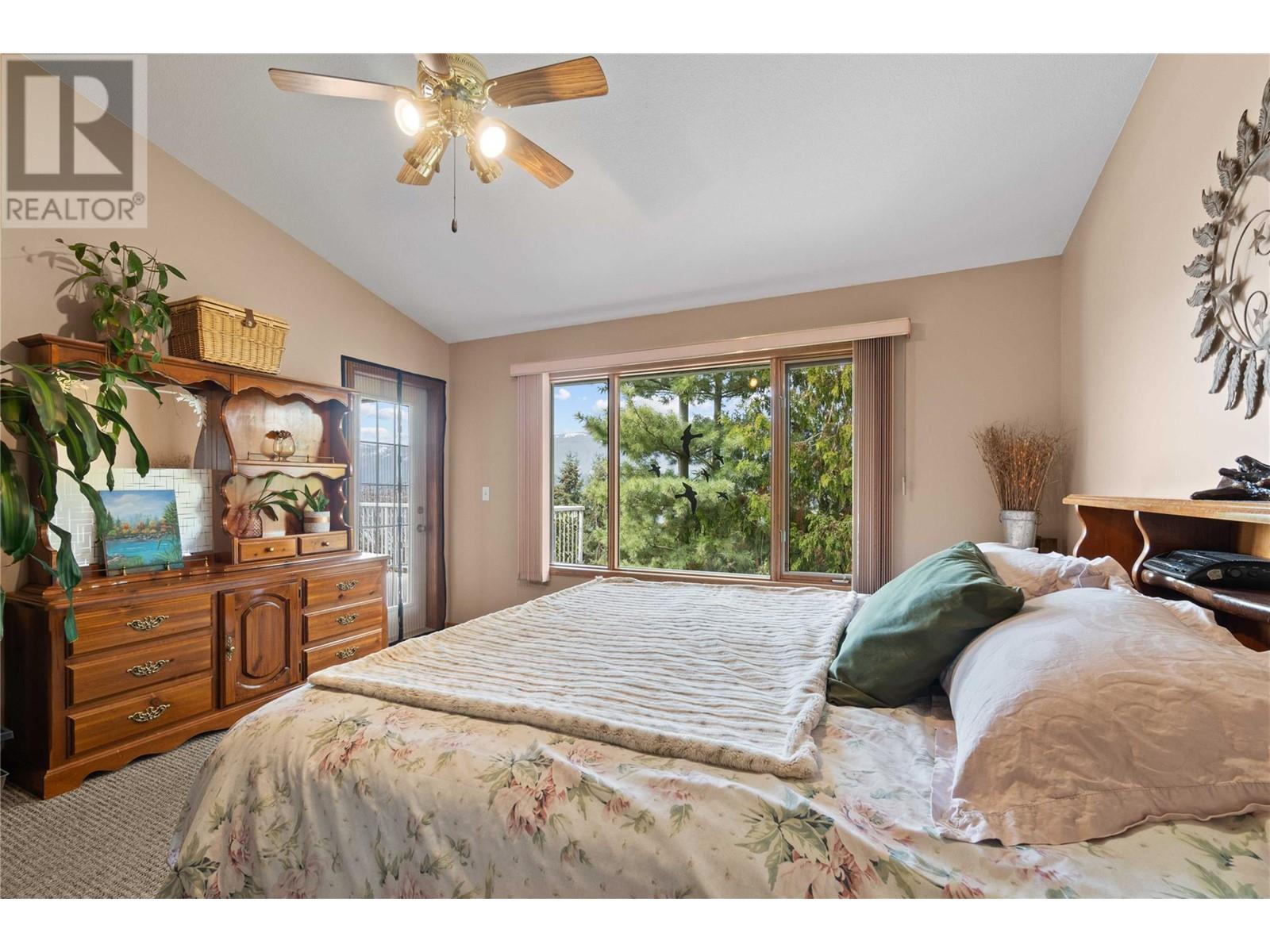 Property at 4711 16 Street NE image 1