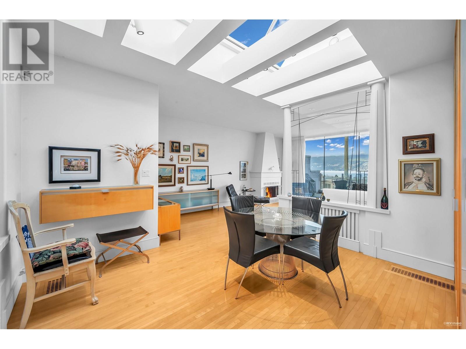 Listing Picture 11 of 26 : 101/201PH 2065 W 4TH AVENUE, Vancouver / 溫哥華 - 魯藝地產 Yvonne Lu Group - MLS Medallion Club Member