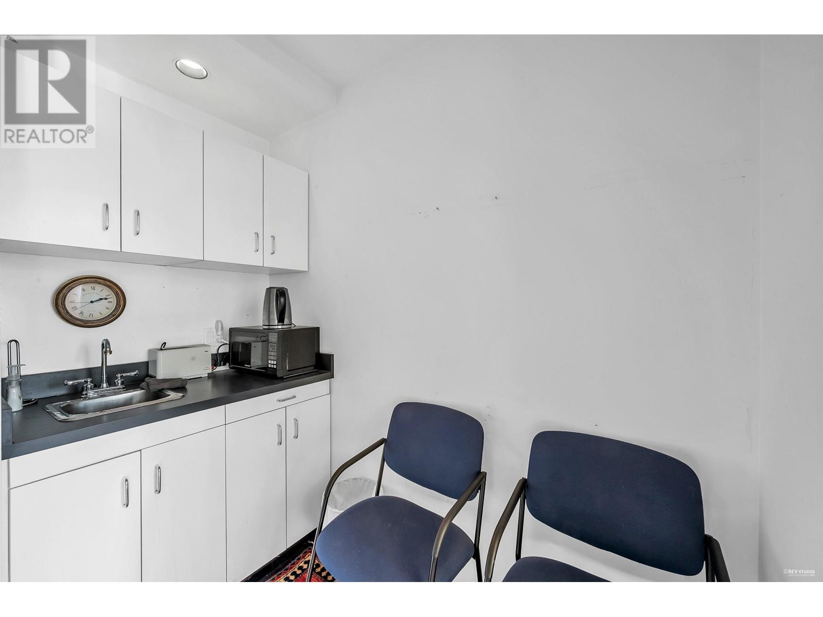 Listing Picture 26 of 26 : 101/201PH 2065 W 4TH AVENUE, Vancouver / 溫哥華 - 魯藝地產 Yvonne Lu Group - MLS Medallion Club Member