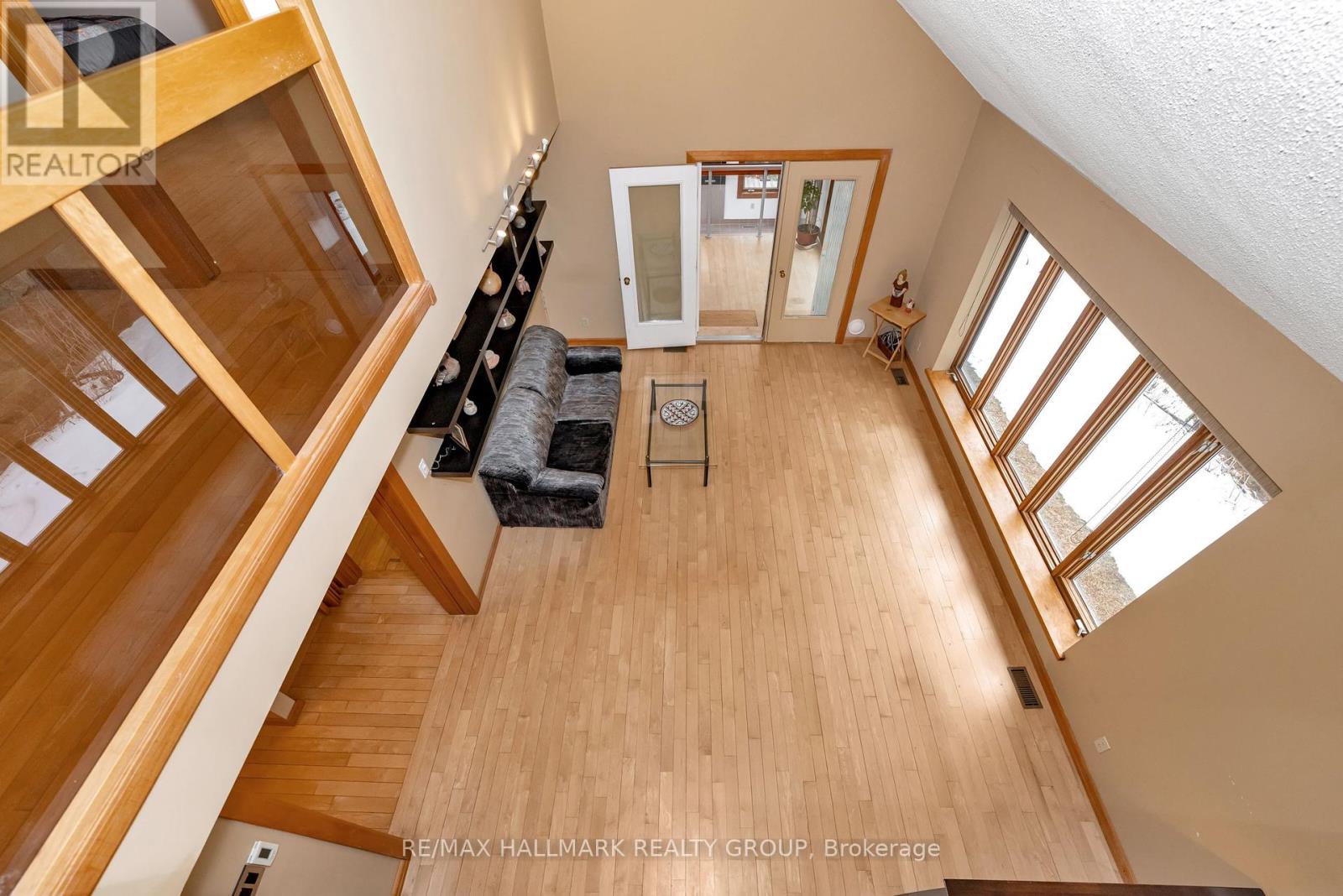 42 Twilight (Davidson) Crescent, Ottawa, Ontario  K1J 6M3 - Photo 19 - X12082396