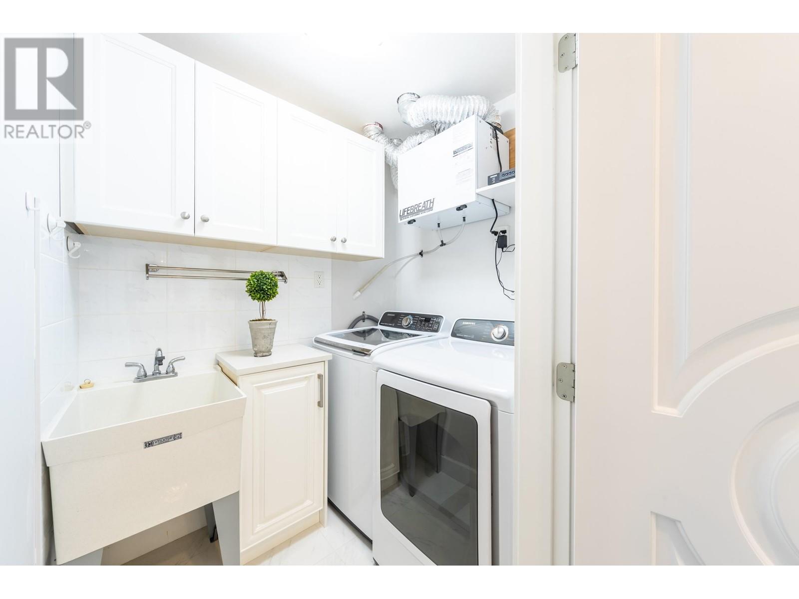 6280 Buchanan Street, Burnaby, British Columbia  V5B 2S5 - Photo 27 - R2982441