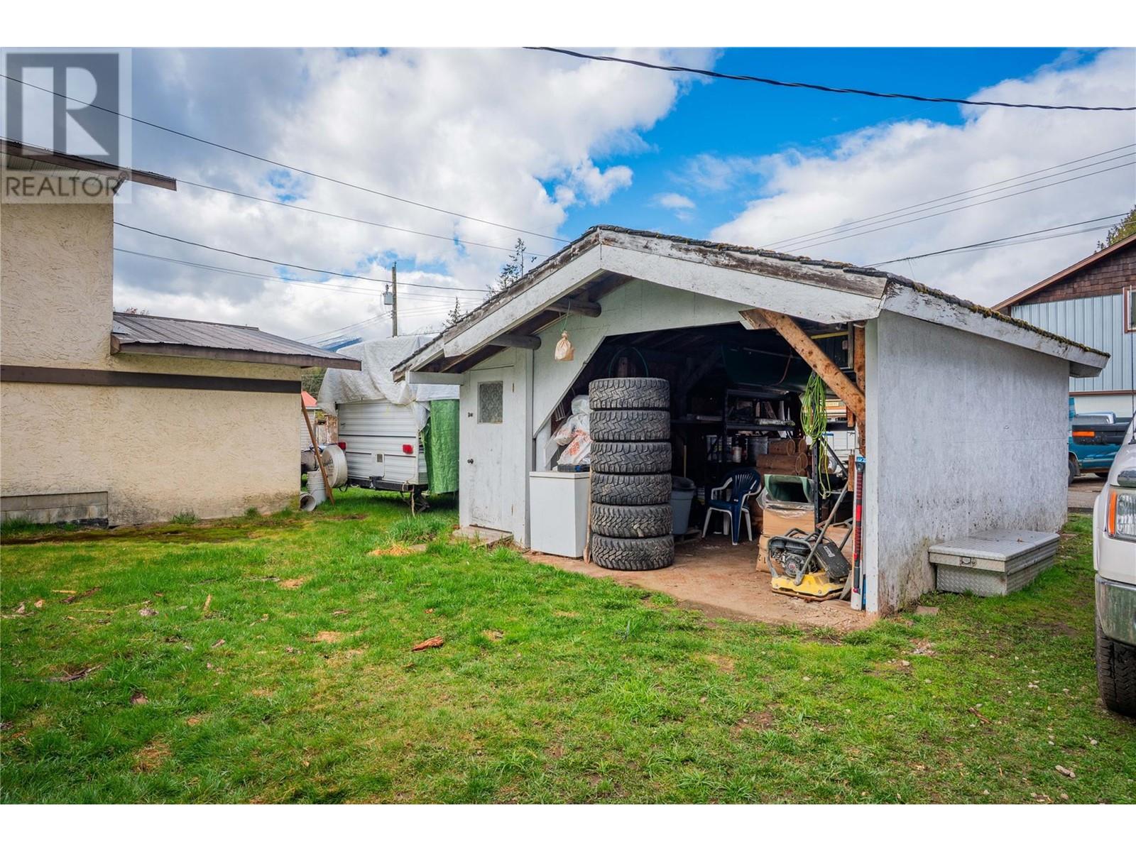 314 2nd Avenue Nw, Nakusp, British Columbia  V0G 1R0 - Photo 33 - 10342675