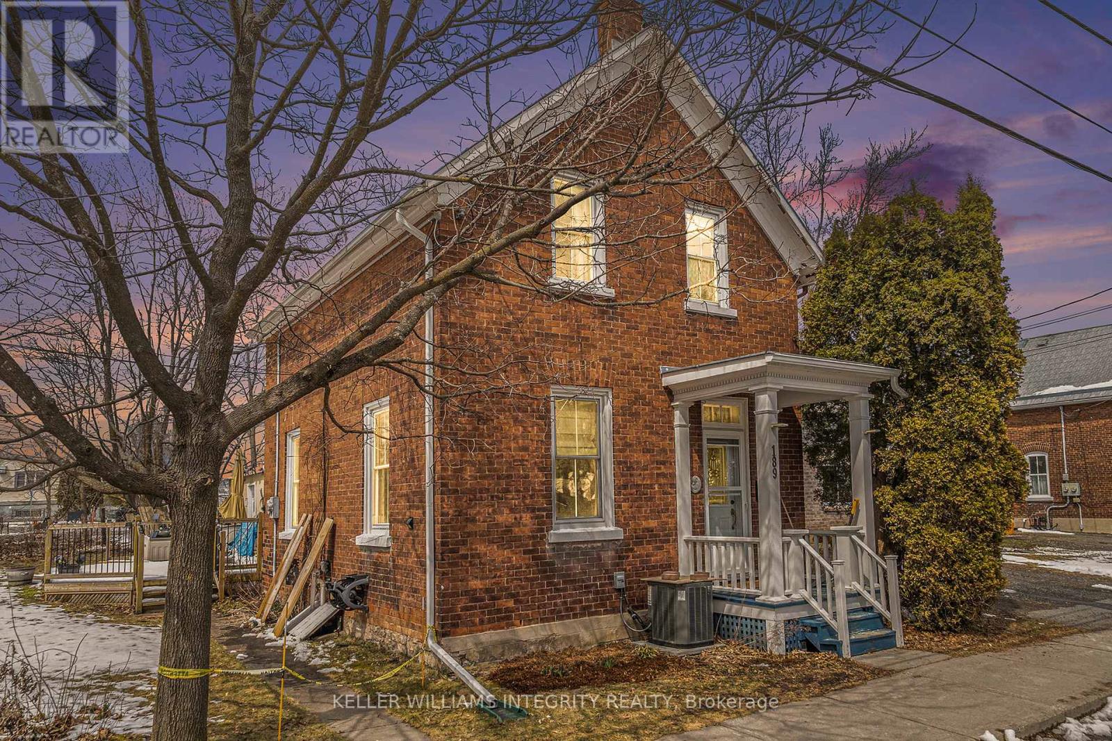 Property at 189 WILLIAM STREET image 2