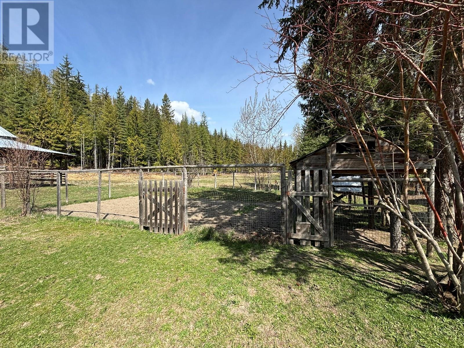 1425 Bobbie Burns Road, Lumby, British Columbia  V0E 2C4 - Photo 48 - 10343445