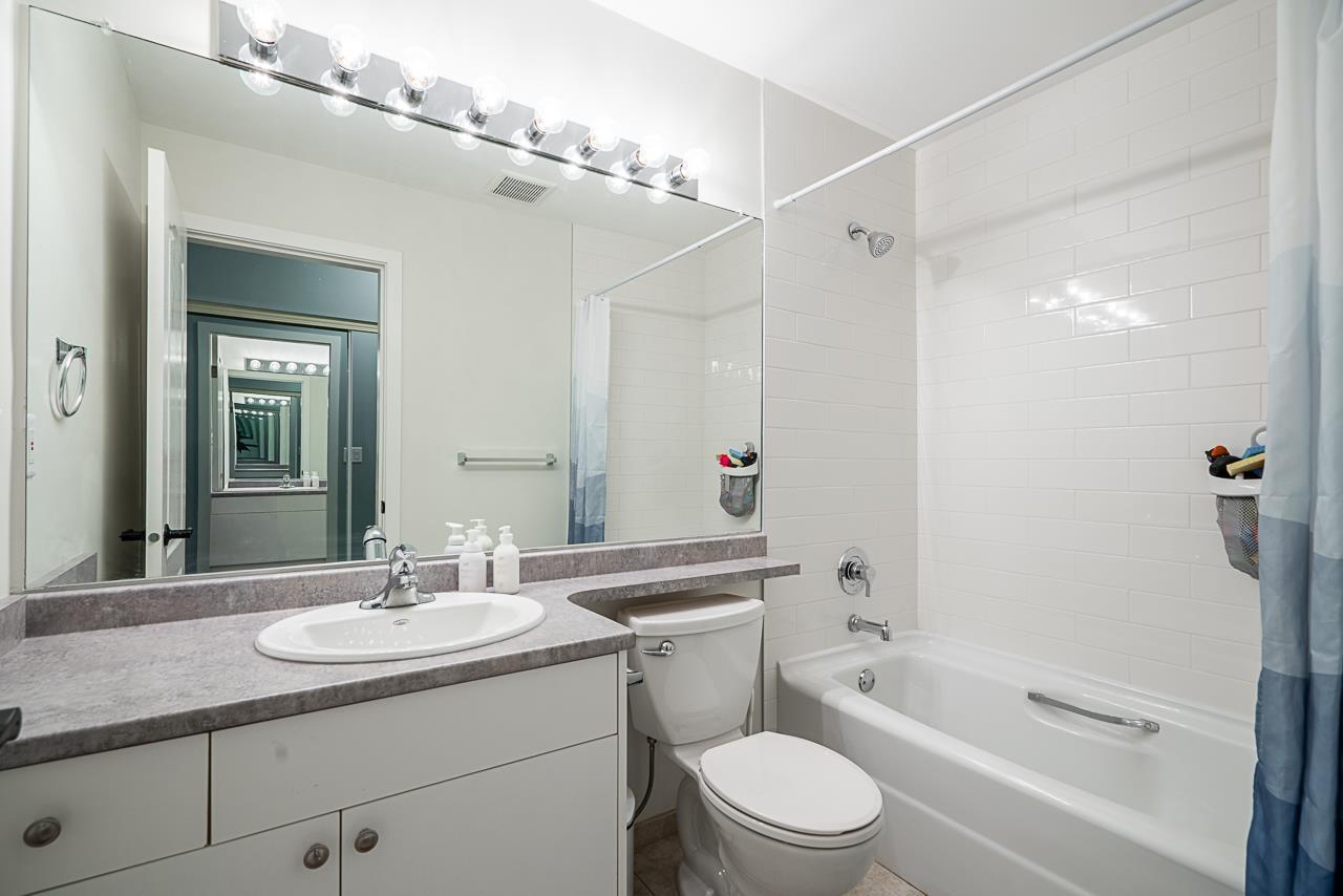125 13911 70 Avenue, Surrey, British Columbia  V3W 6B4 - Photo 17 - R2989212