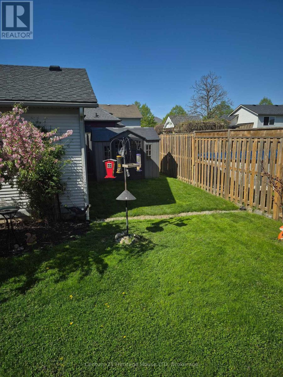 837 Concession Road, Fort Erie (Lakeshore), Ontario  L2A 6E9 - Photo 38 - X12016378