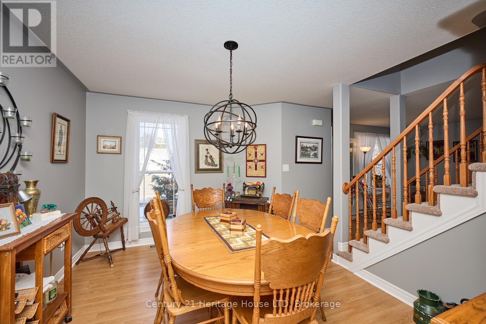 837 Concession Road, Fort Erie (Lakeshore), Ontario  L2A 6E9 - Photo 6 - X12016378