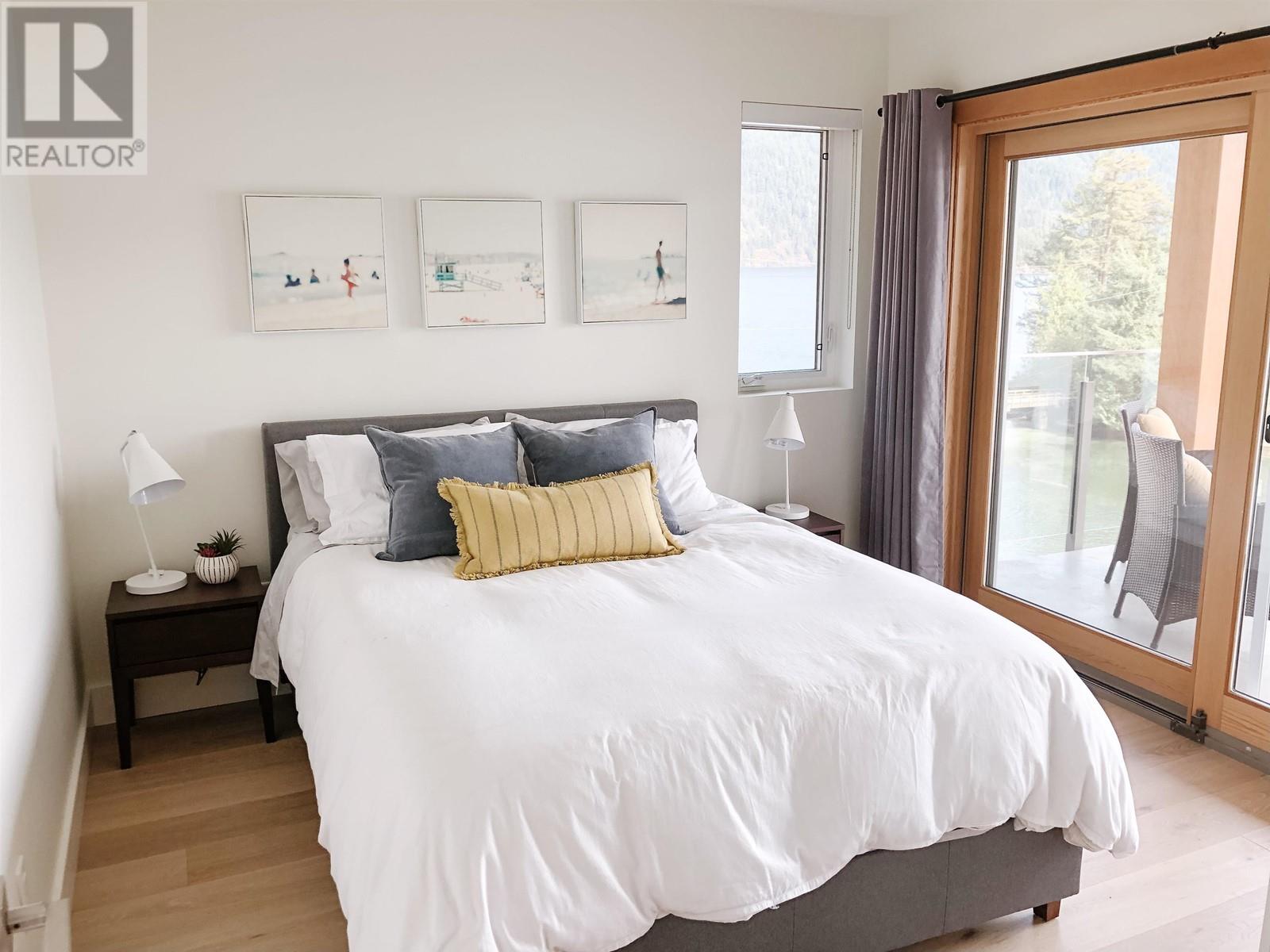 5577 Indian River Drive, North Vancouver, British Columbia  V7G 2T7 - Photo 34 - R2990100