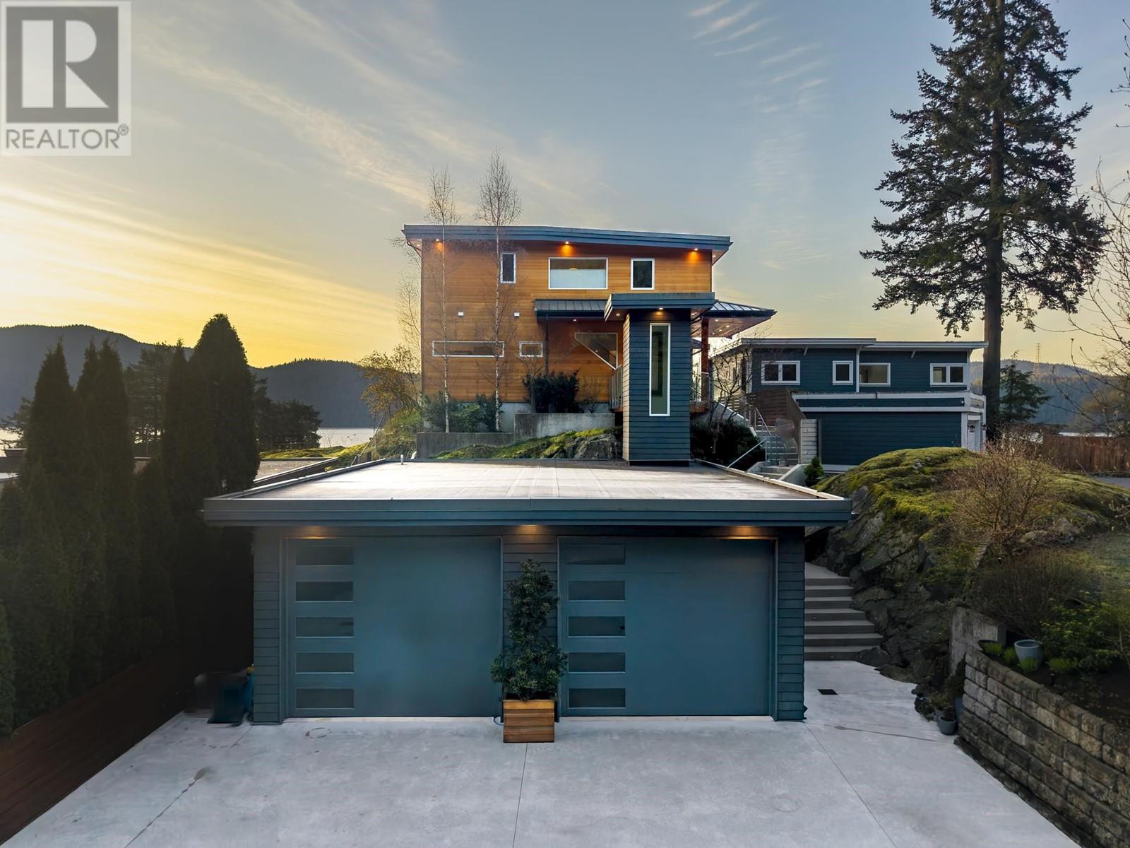 5577 Indian River Drive, North Vancouver, British Columbia  V7G 2T7 - Photo 40 - R2990100