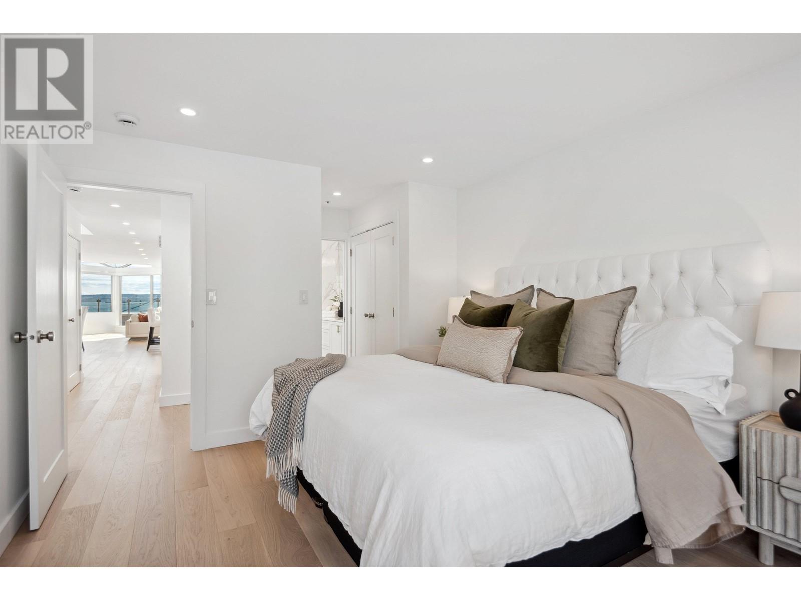 207 2433 Bellevue Avenue, West Vancouver, British Columbia  V7V 1E1 - Photo 17 - R2989815