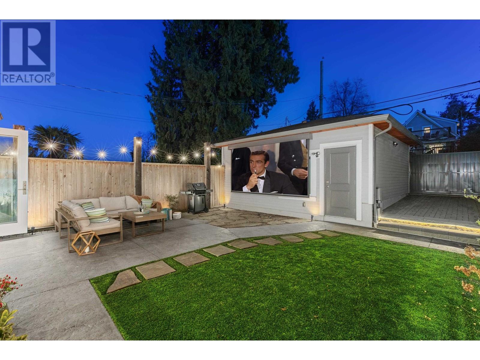 828 E 13th Avenue, Vancouver, British Columbia  V5T 2L5 - Photo 30 - R2990151