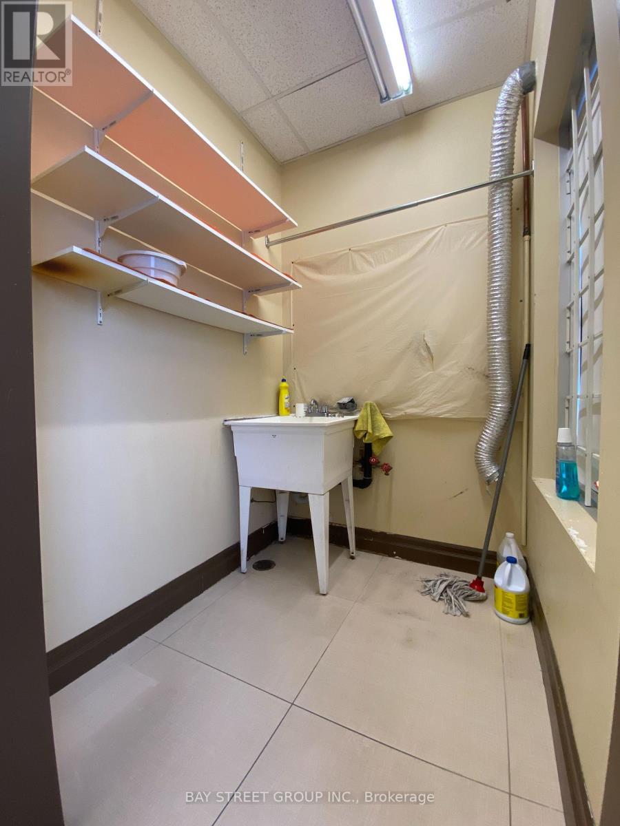 B9 - 4779 Steeles Avenue E, Toronto, Ontario  M1V 4S5 - Photo 13 - E12082406