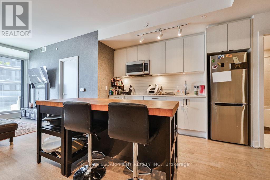 3810 - 1926 Lake Shore Boulevard W, Toronto, Ontario  M6S 1A1 - Photo 15 - W12082418