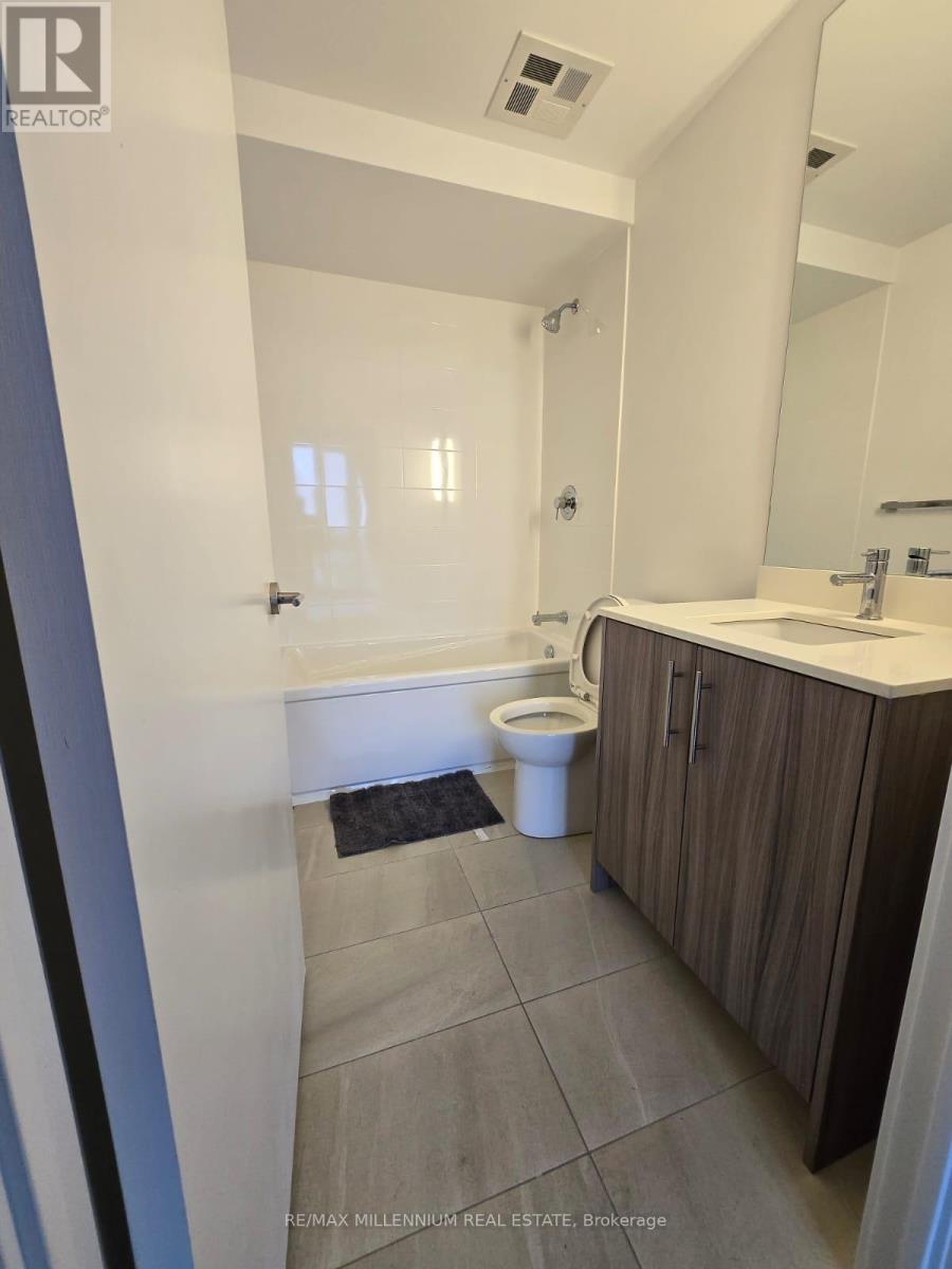 1003 - 225 Veterans Drive, Brampton, Ontario  L7A 5L7 - Photo 9 - W12082435