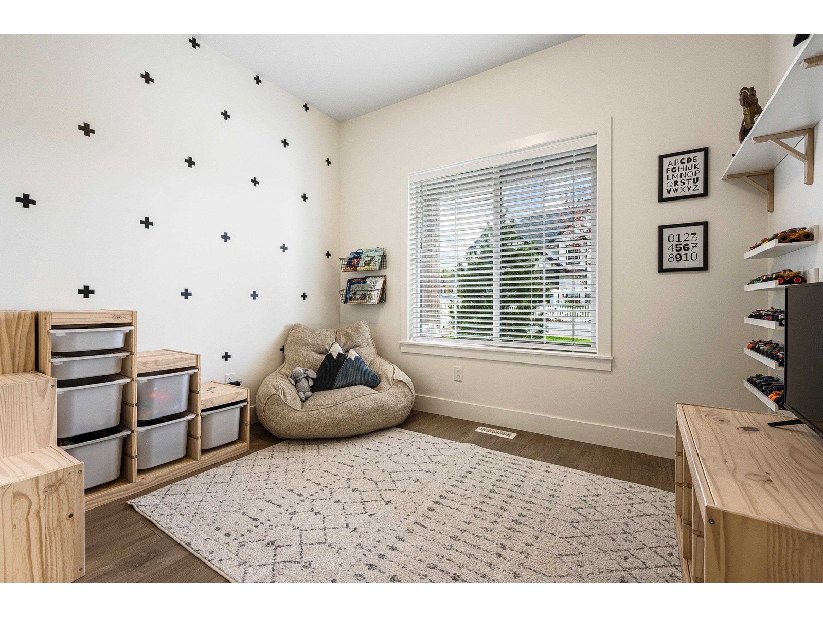 Property at 50256 KENSINGTON DRIVE image 4
