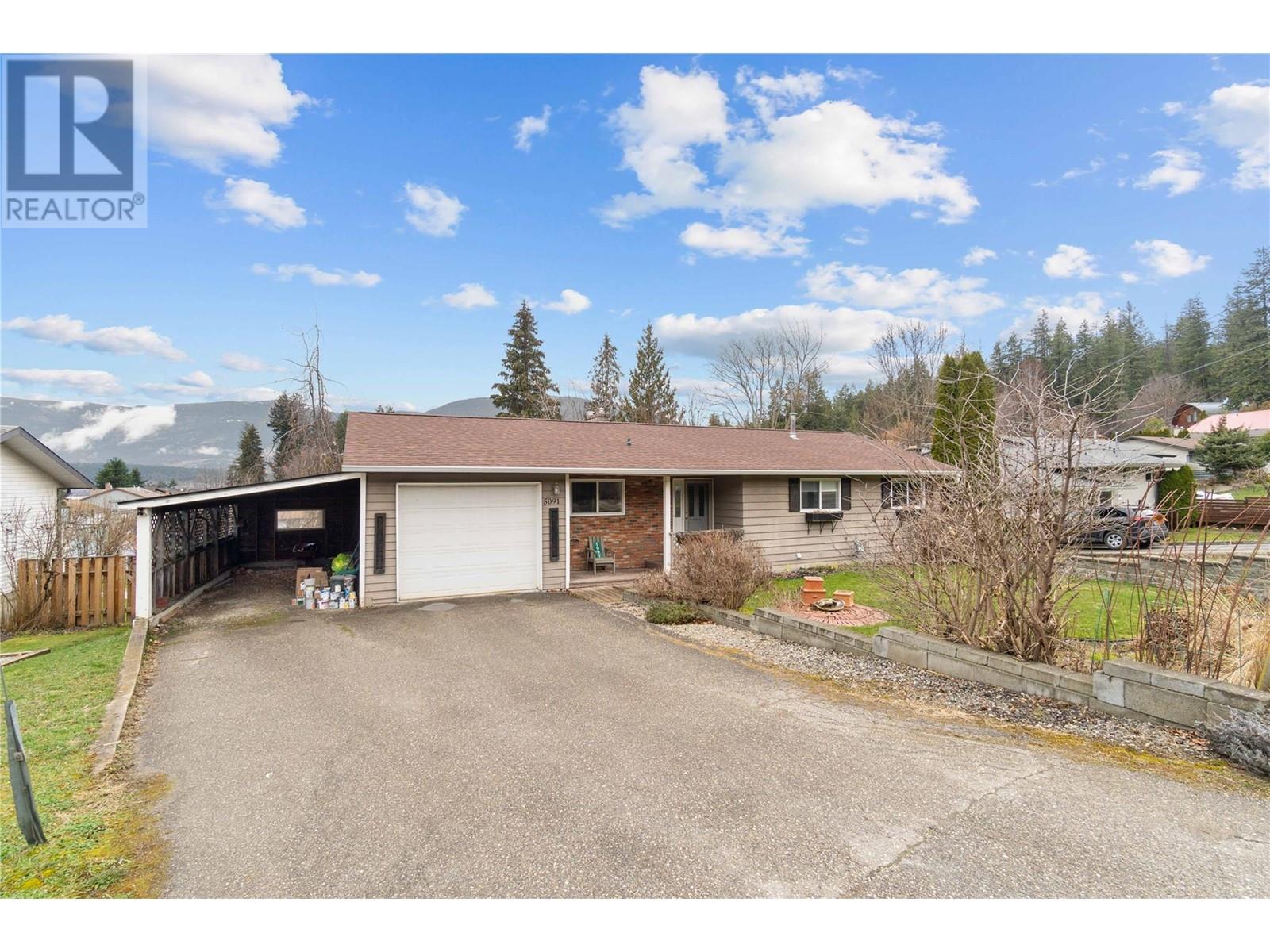 5091 Lakeshore Road Ne, Salmon Arm, British Columbia  V1E 3P4 - Photo 10 - 10341262