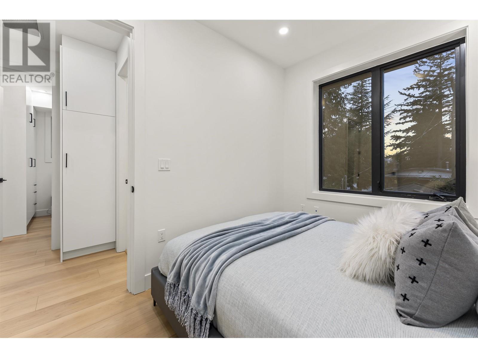 1233 E 37th Avenue, Vancouver, British Columbia  V5W 3N9 - Photo 17 - R2990125