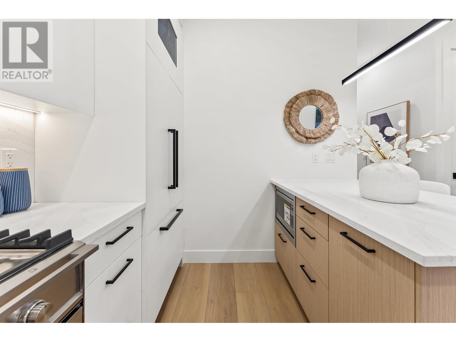 1233 E 37th Avenue, Vancouver, British Columbia  V5W 3N9 - Photo 7 - R2990125