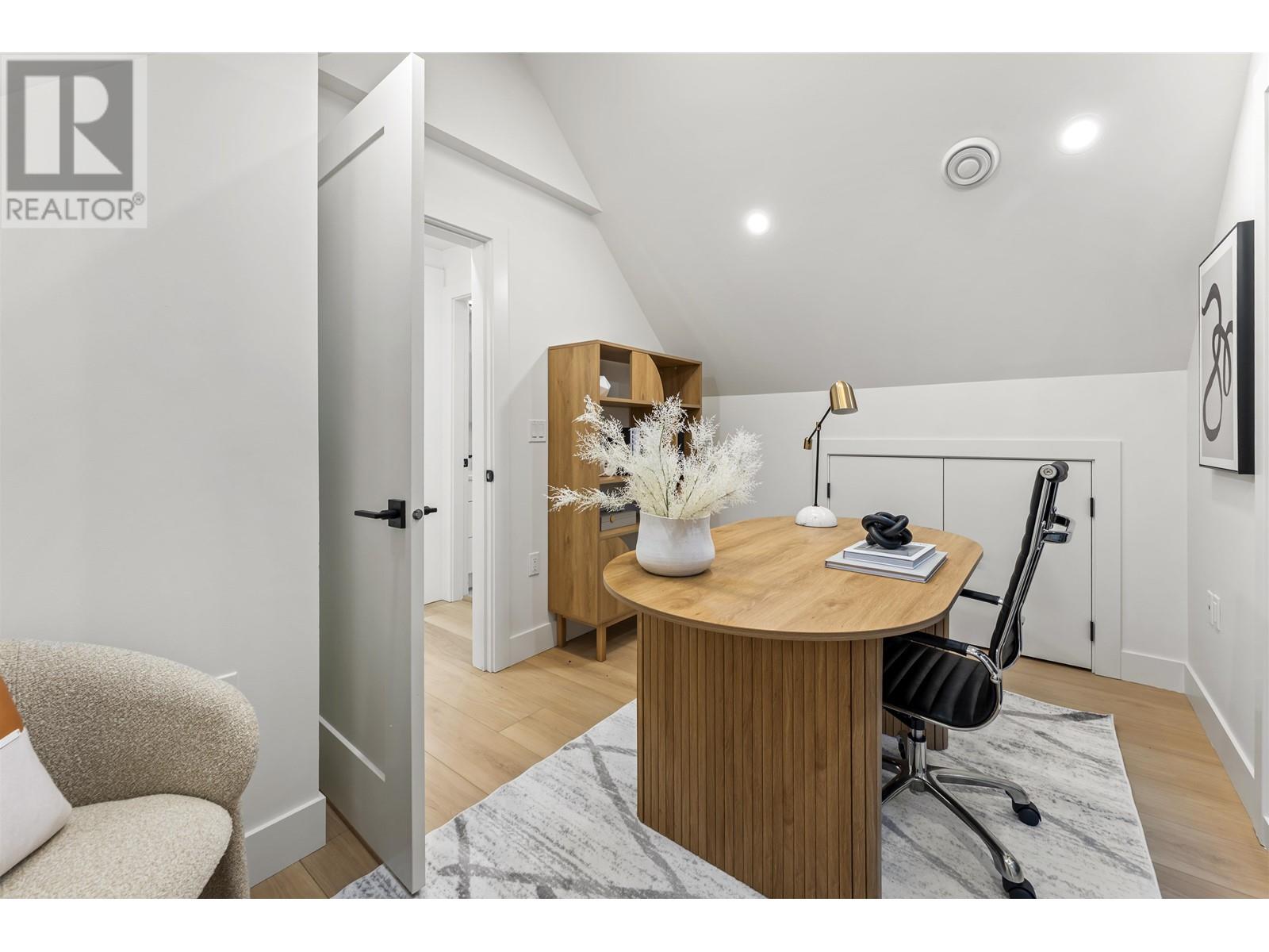 1233 E 37th Avenue, Vancouver, British Columbia  V5W 3N9 - Photo 22 - R2990125