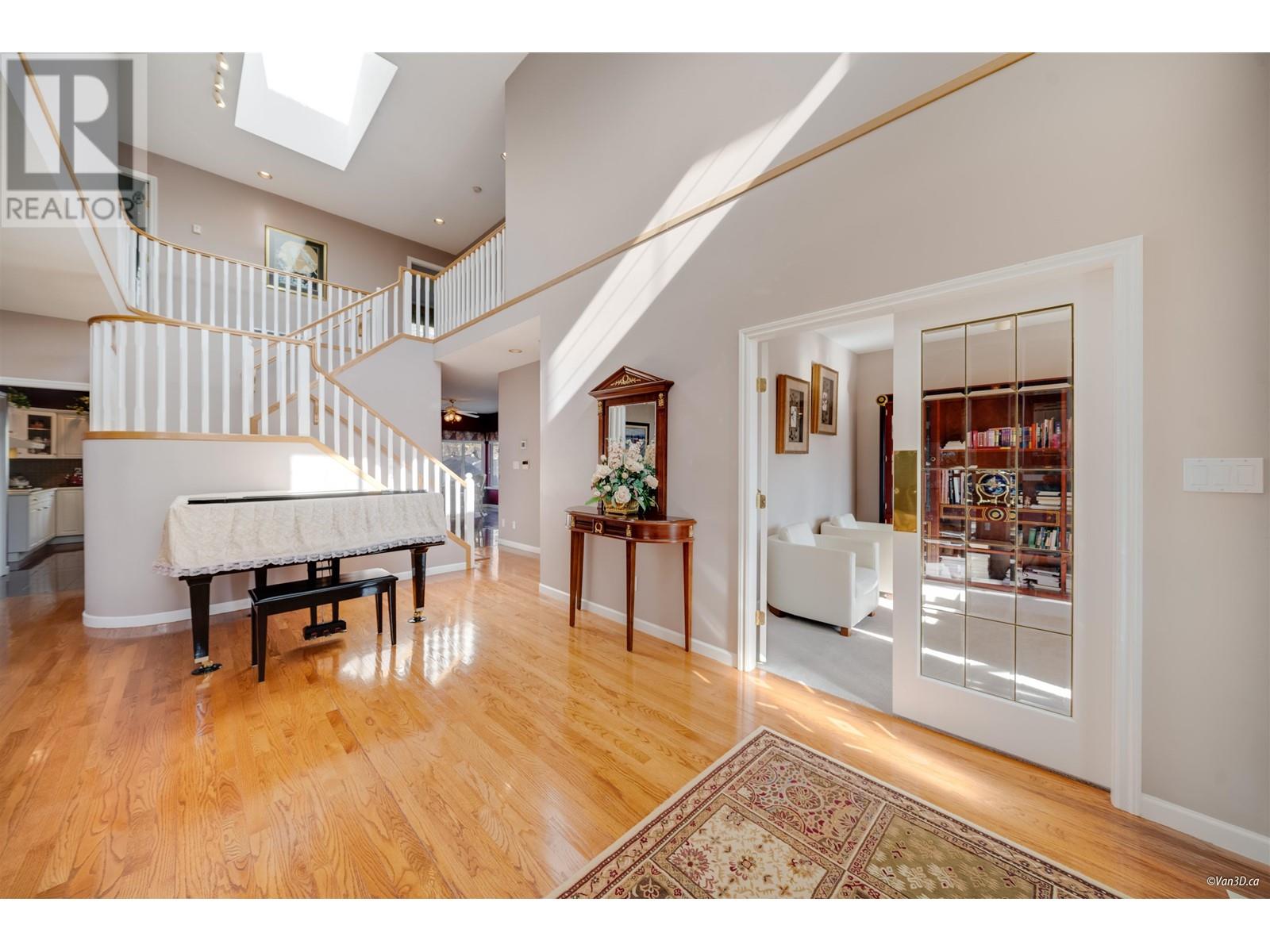 Property at 2551 SAPPHIRE PLACE image 5