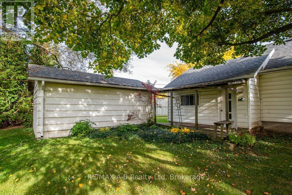 174 Woodstock Street S, East Zorra-Tavistock, Ontario  N0B 2R0 - Photo 16 - X12082489