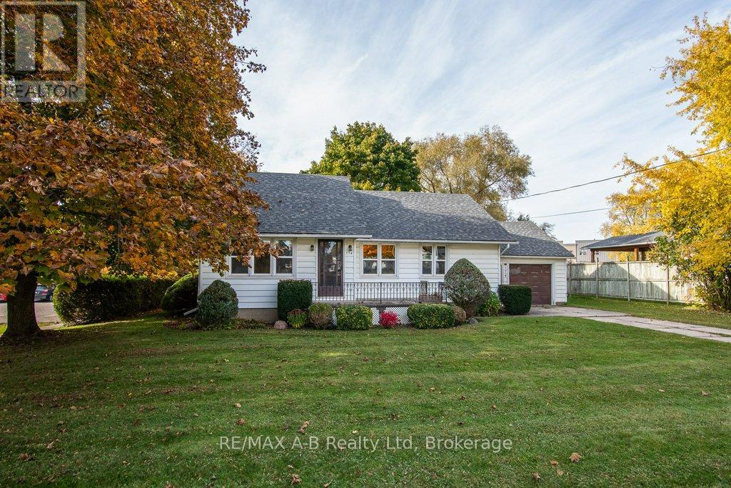 174 Woodstock Street S, East Zorra-Tavistock, Ontario  N0B 2R0 - Photo 2 - X12082489