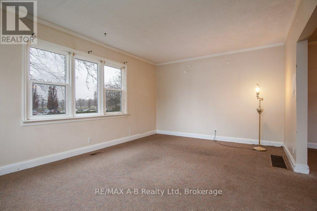 174 Woodstock Street S, East Zorra-Tavistock, Ontario  N0B 2R0 - Photo 20 - X12082489