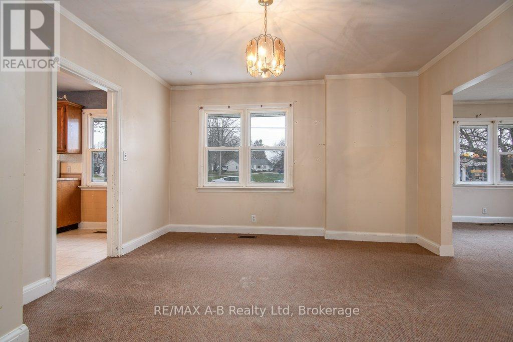 174 Woodstock Street S, East Zorra-Tavistock, Ontario  N0B 2R0 - Photo 21 - X12082489