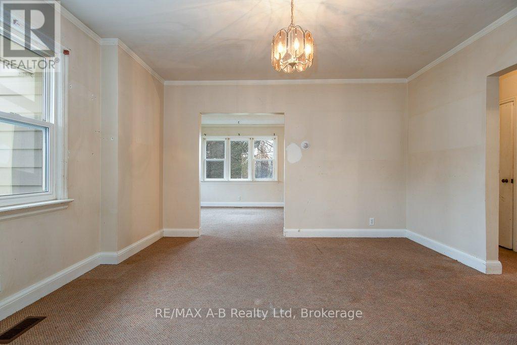174 Woodstock Street S, East Zorra-Tavistock, Ontario  N0B 2R0 - Photo 23 - X12082489