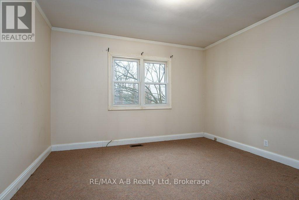 174 Woodstock Street S, East Zorra-Tavistock, Ontario  N0B 2R0 - Photo 32 - X12082489