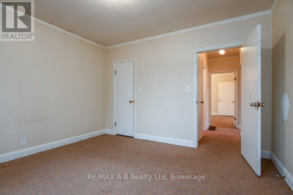 174 Woodstock Street S, East Zorra-Tavistock, Ontario  N0B 2R0 - Photo 33 - X12082489