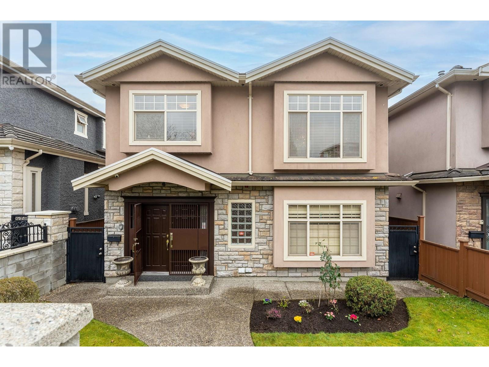 1236 E 61st Avenue, Vancouver, British Columbia  V5X 2C6 - Photo 2 - R2990272