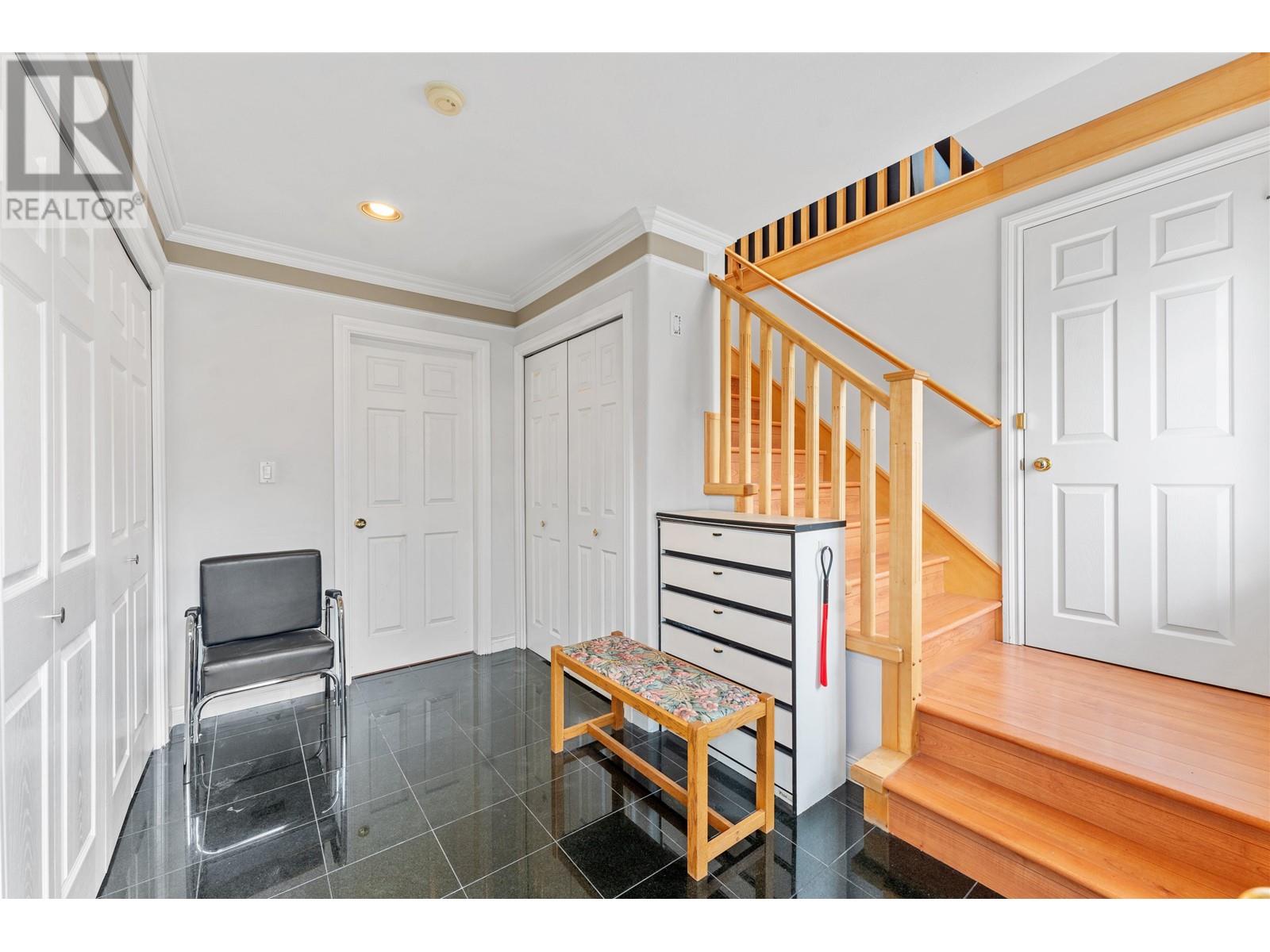 1236 E 61st Avenue, Vancouver, British Columbia  V5X 2C6 - Photo 25 - R2990272