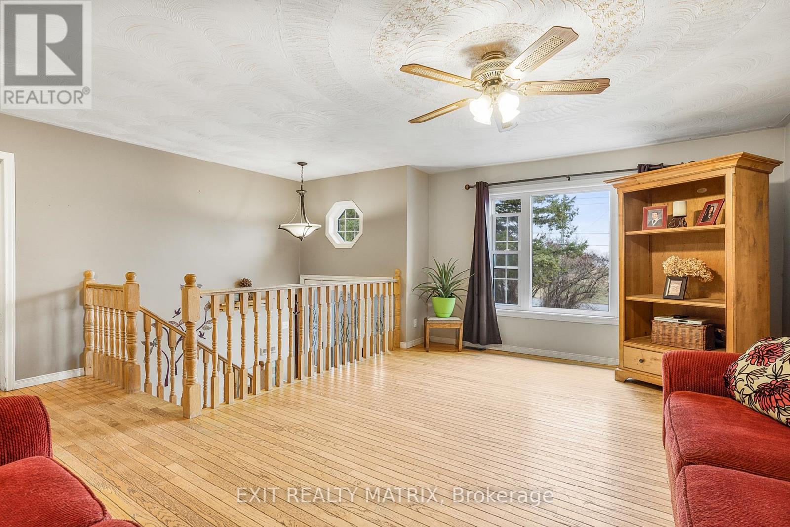 95 St James Street, North Glengarry, Ontario  K0C 1A0 - Photo 11 - X12082494