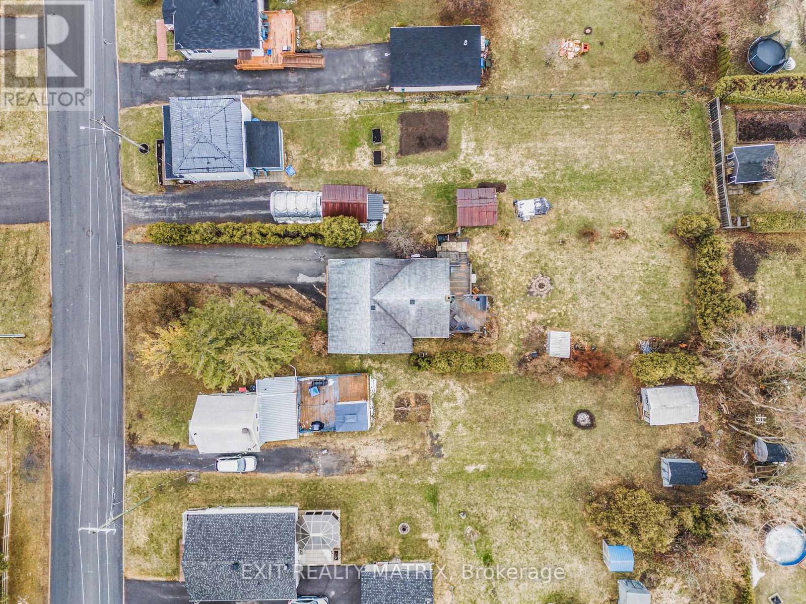 95 St James Street, North Glengarry, Ontario  K0C 1A0 - Photo 5 - X12082494