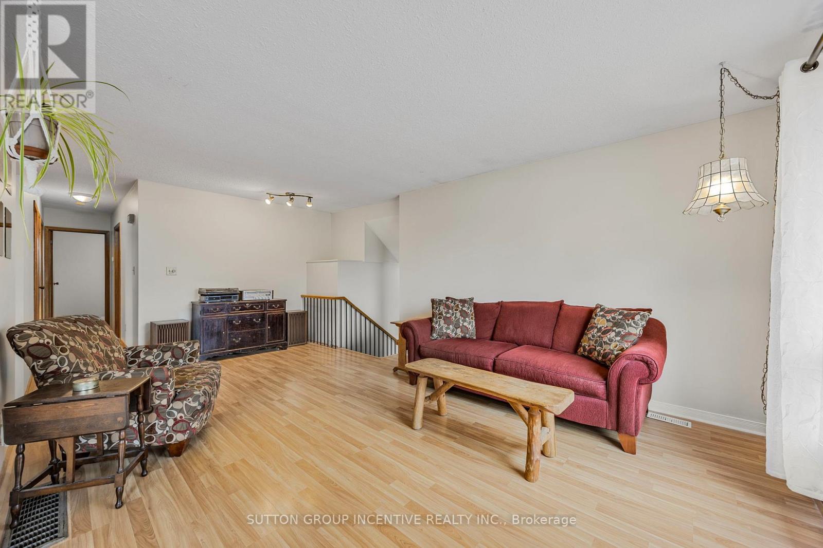 133 Gunn Street, Barrie, Ontario  L4M 2H6 - Photo 10 - S11981579