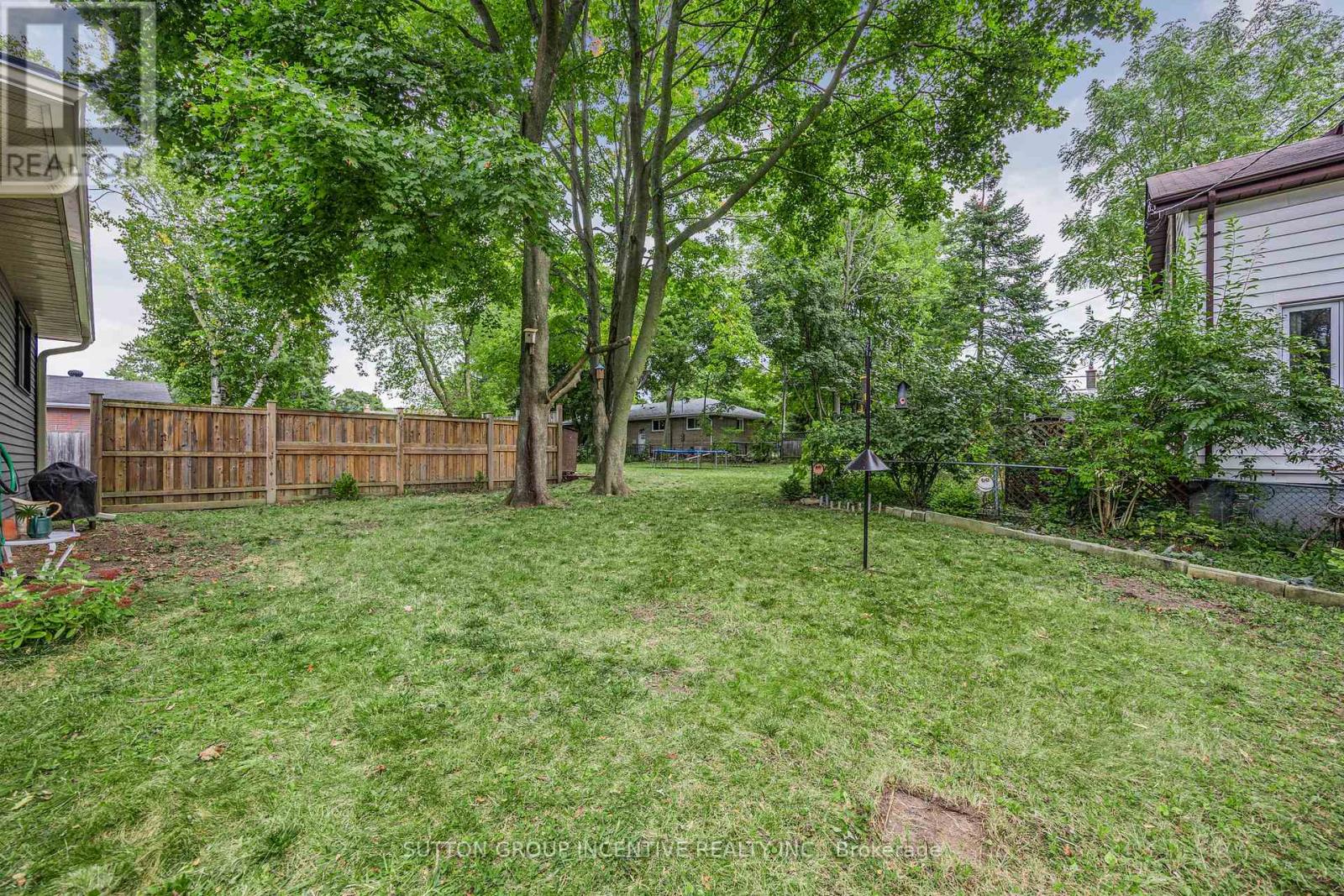 133 Gunn Street, Barrie, Ontario  L4M 2H6 - Photo 8 - S11981579