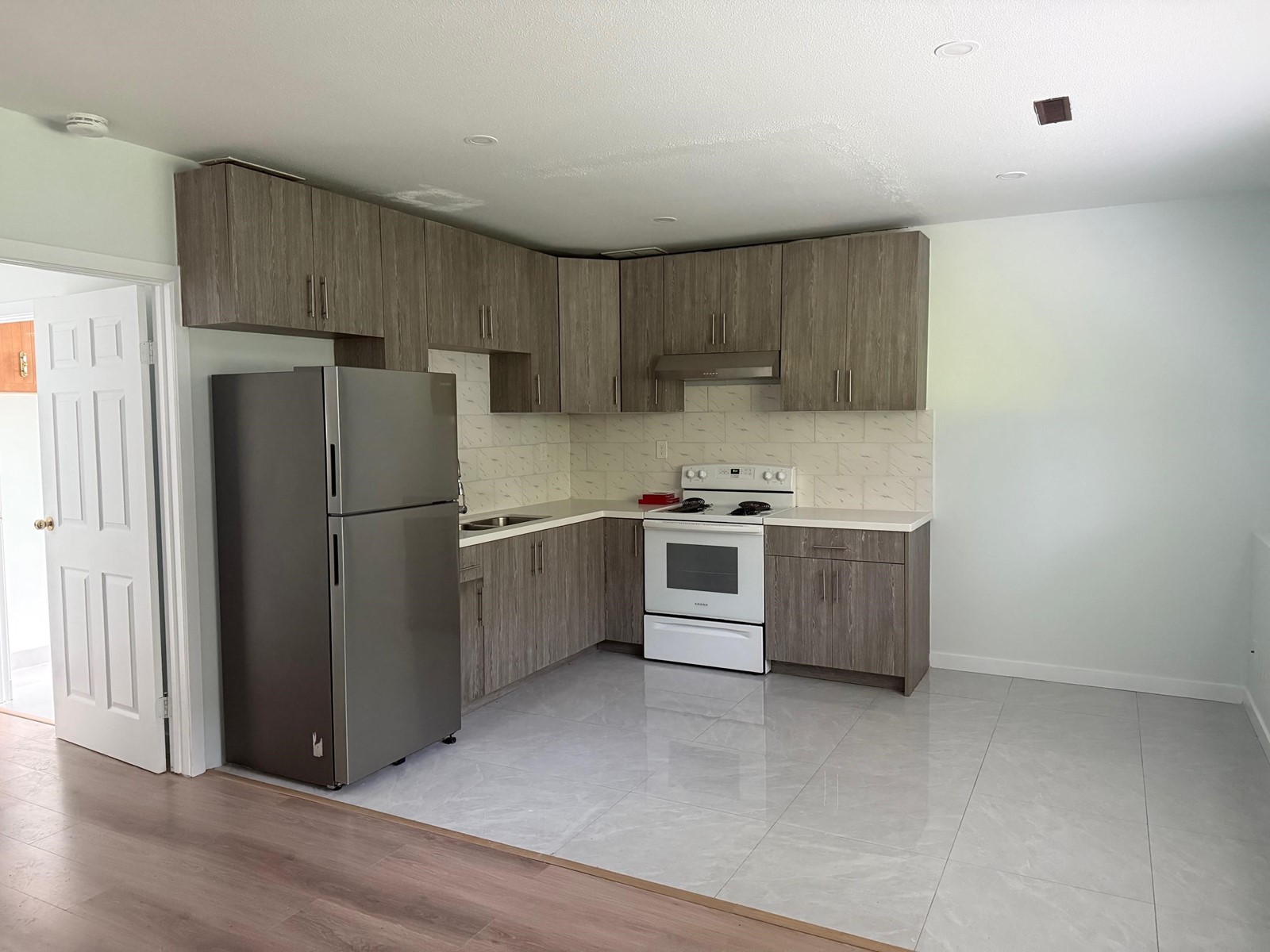 3611 Nicola Street, Abbotsford, British Columbia  V2T 4Z6 - Photo 9 - R2990020