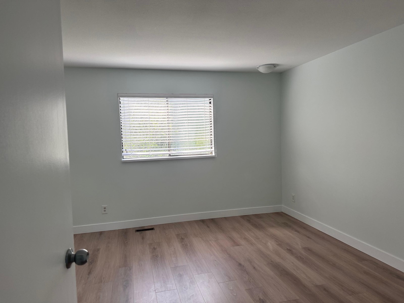 3611 Nicola Street, Abbotsford, British Columbia  V2T 4Z6 - Photo 11 - R2990020