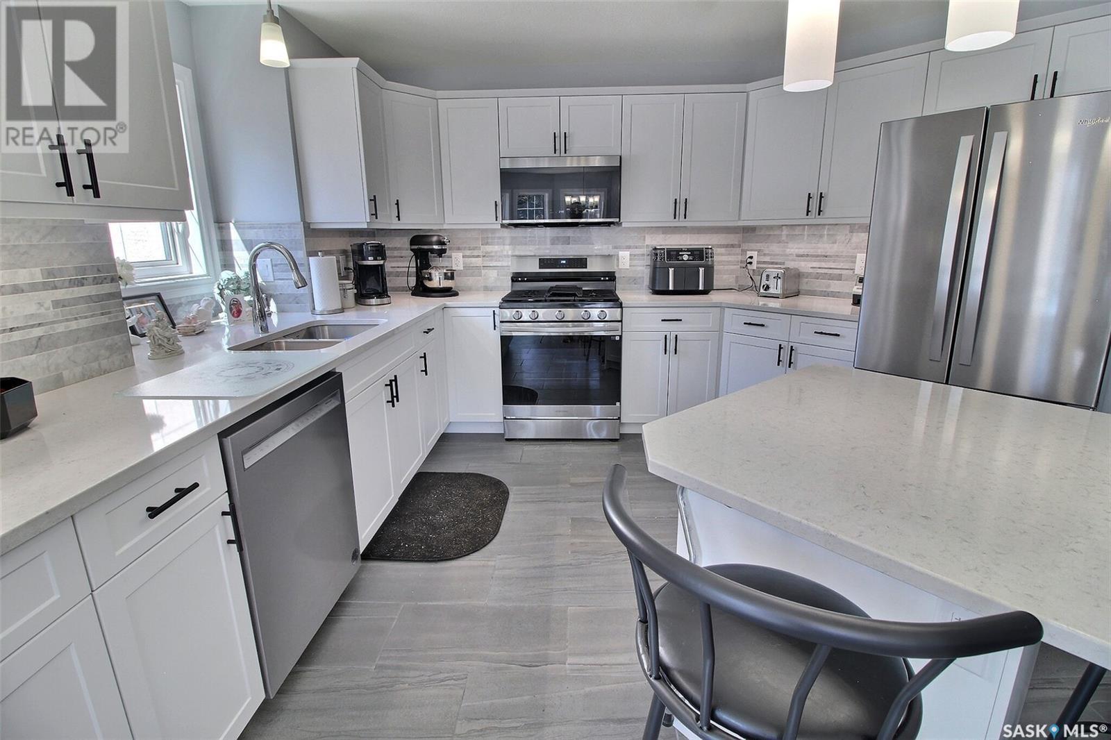 401 15TH STREET NW, prince albert, Saskatchewan